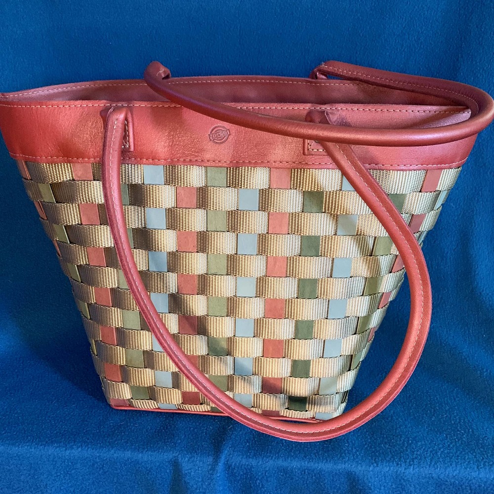 Longaberger Handmade Basket/Bag/Tote MOM 2008